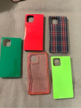 iPhone 12/12 pro square cases from Flaunt